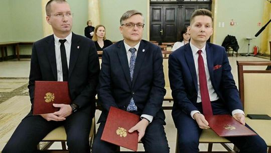 Wójt jest burmistrzem, wieś miastem. Mamy trzy takie przypadki