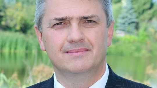 Wójt Markuszowa ma na pieńku z radnymi. Obniżyli mu zarobki