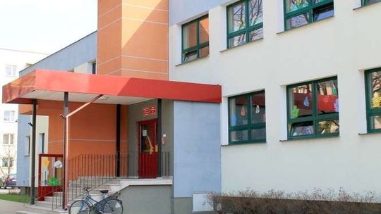 Wolą, żeby dzieci zostały w zerówce w przedszkolu. Urząd się nie zgadza