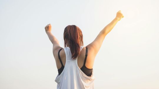 Woreczki kofeinowe – praktyczne i zdrowe źródło energii na co dzień