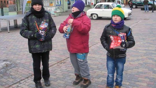 WOŚP w Chełmie. Zabytkowe pojazdy, kowal i grochówka