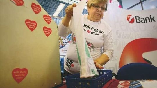 WOŚP zebrał 62 mln zł. Wojskowe pikniki 14 tys. zł
