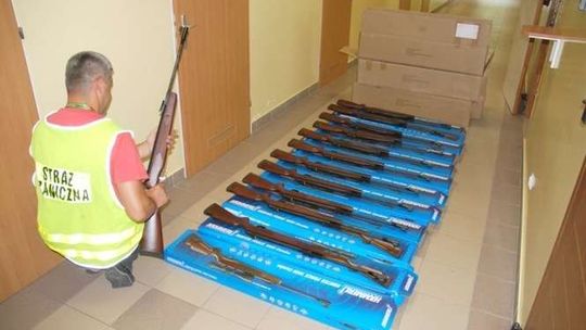 Wpadka na granicy. Wiatrówki o zbyt dużej energii naciągu