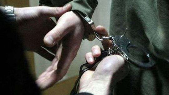 Wpadli, bo podsłuchiwali czy w mieszkaniach są domownicy