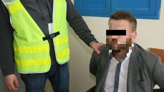 Wpadli z narkotykami na Choinach, sąd wypuścił dwie osoby