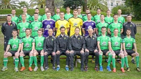 Wraca piłkarska wiosna, Górnik gra z liderem