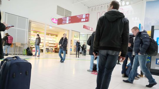 Wracają loty na lotnisko Lublin. Wstęp do terminala tylko dla pasażerów 
