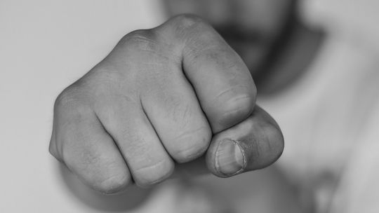 Wściekł się na pracownika banku. Chciał go posłać "do grobu"