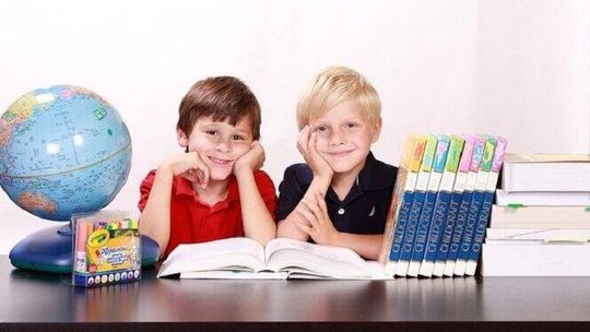 Wsparcie dla dziecka w pierwszych tygodniach szkoły – co możesz zrobić?