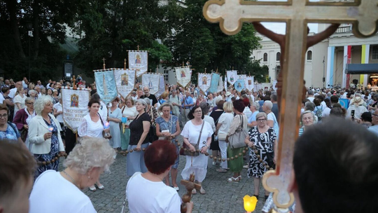 Wspomną cud. Kierowcy muszą liczyć się z utrudnieniami