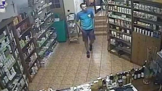 Wszedł do sklepu z ziołami. Ukradł portfel