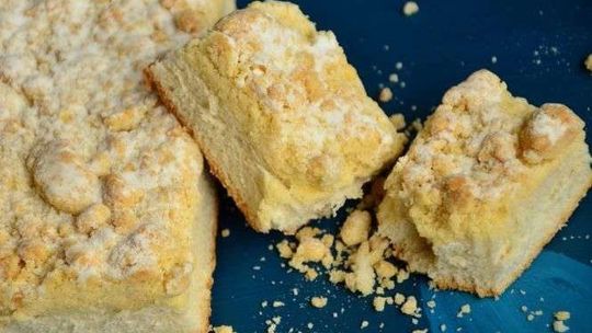 Wtargnął do sąsiada, groził, że go zabije. Wypił dwa jogurty i zjadł ciasto. Z szaletu zabrał mięso