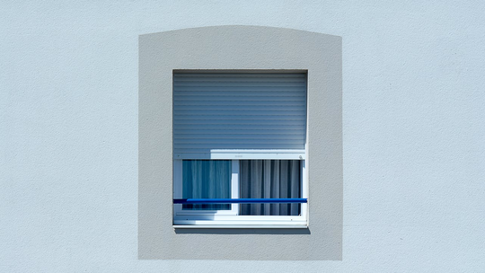 Wybieramy najlepsze rolety wewnętrzne do domu