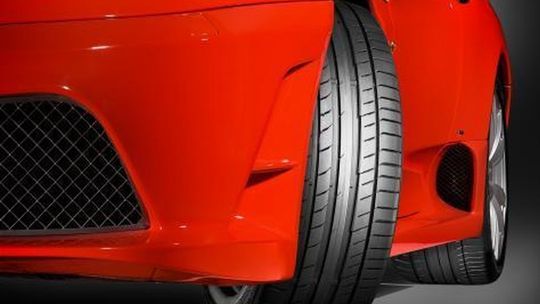 Wybierasz opony letnie? Na co zwrócić uwagę: testy, rankingi