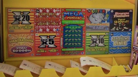 Wybił dziurę w ścianie, żeby dostać się do sklepu. Chodziło mu o zdrapki