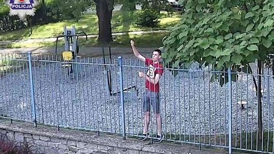Wybił szybę w budynku MPWiK