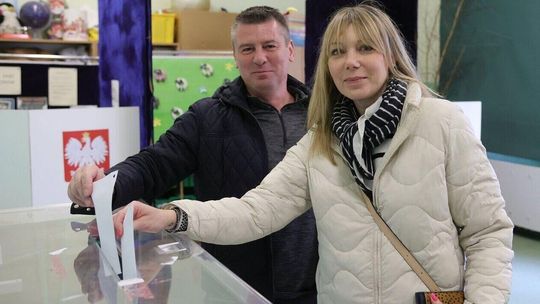 WYBORY 2024 Głosowanie zakończone. Pierwsze sondażowe wyniki drugiej tury