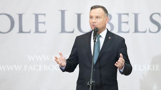 Wybory prezydenckie 2020. Andrzej Duda prowadzi. Szymon Hołownia z większą szansą na wygraną w drugiej turze