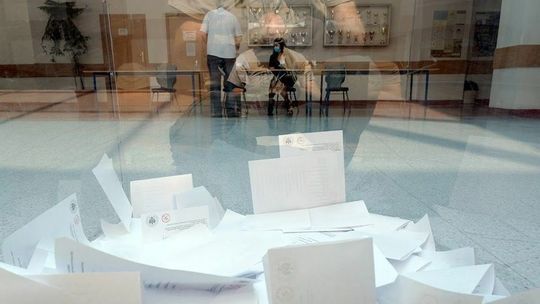 Wybory uzupełniające bez głosowania? Zarejestrowano zbyt mało komitetów