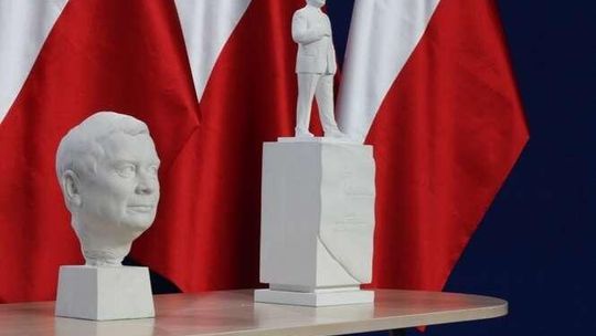 Wybrano projekt pomnika Lecha Kaczyńskiego 