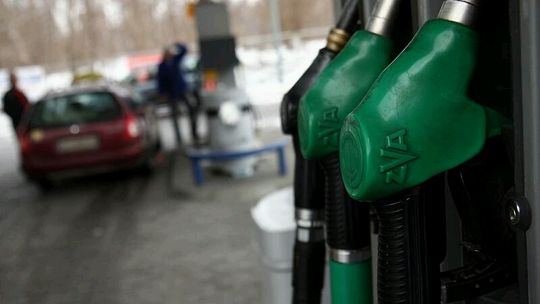 Wybuch na stacji paliw w Goraju. 51-latek testował zapalniczkę