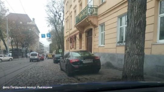 Wychodzą na jaw kolejne ekscesy piłkarza Górnika Łęczna. Tym razem jechał pod wpływem alkoholu