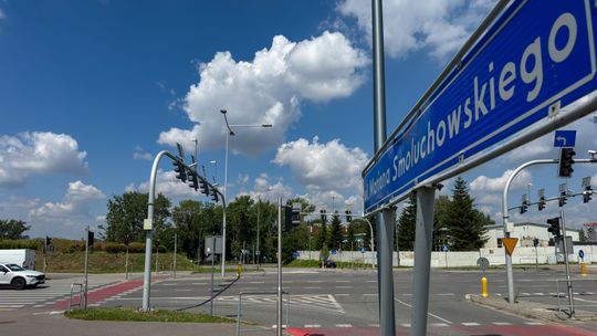 Wycięli drzewa przy remoncie ulicy lata temu. Dzisiaj brakuje zieleni?