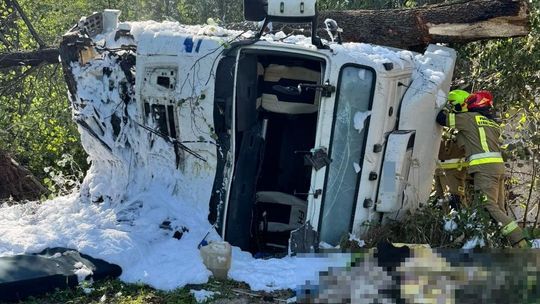 Wyglądało to nieciekawie. A wszystko przez pękniętą oponę