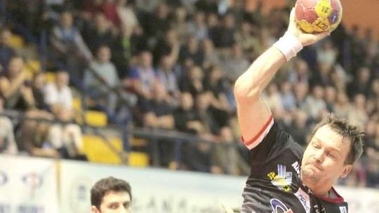 Wygrali i już świętują, SPR Tarnów – Azoty Puławy 29:36