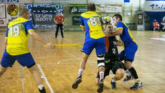 Wygrana Padwy, porażka rezerw Azotów