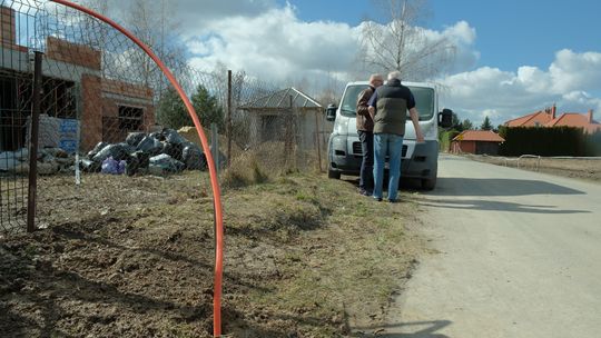 Wykluczony ze światłowodu w Konopnicy. Projektant nie narysował