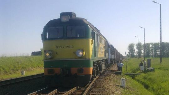 Wykoleiła się lokomotywa pociągu towarowego
