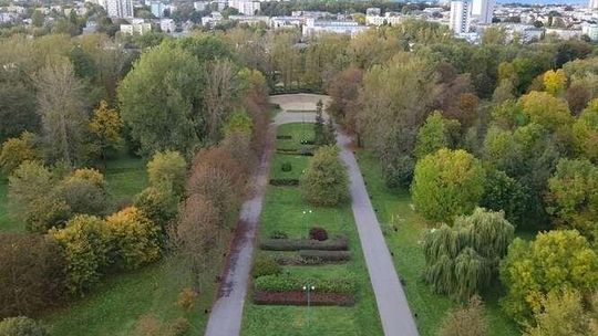 Wykonawcy chcieli więcej pieniędzy. Są decyzje ws. przebudowy parku Ludowego i budowy szkoły