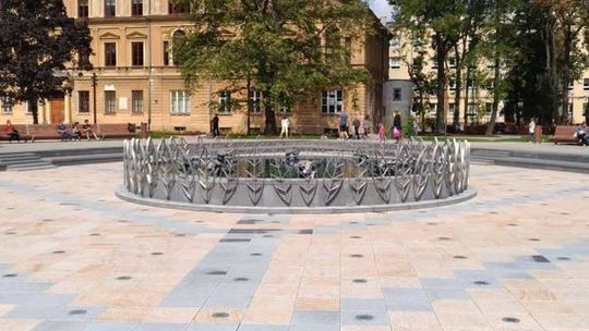 Wyłączyli fontannę na placu Litewskim. Będą ją naprawiać