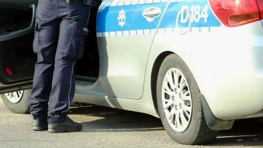 Wylądował samochodem w rowie. Daleko nie uciekł