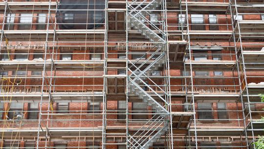 Wynajem rusztowań – czy to się opłaca?