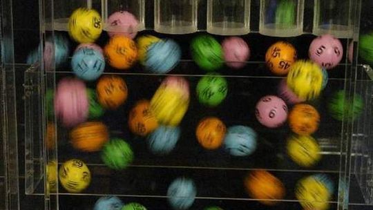 Wyniki Lotto z 17.01.2015. Trzy szóstki i wygrane po 7,5 mln zł
