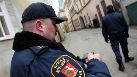 Wyniki pracy Straży Miejskiej w Lublinie w 2012 r. Zarabiał fotoradar