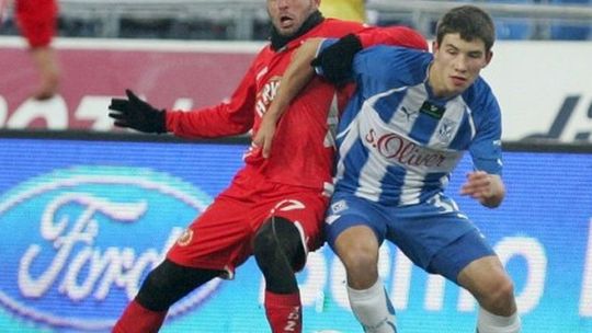 Wyniki T-Mobile Ekstraklasy, Lech Poznań stracił pierwsze punkty