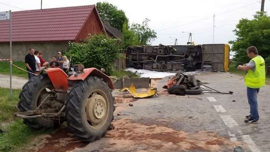 Wypadek autokaru z przedszkolakami z Kluczkowic. "To prawdziwy cud, że dzieciom nic się nie stało"