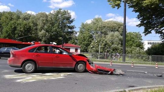 Wypadek koło cmentarza na Drodze Męczenników Majdanka