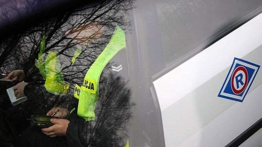 Wypadek koło Jastkowa. Zderzyły się dwa samochody