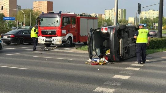 Wypadek koło Orfeusza w Lublinie. Troje dzieci w szpitalu, duże korki na Czechowie [zdjęcia]