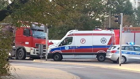 Wypadek na al. Solidarności. Są duże korki