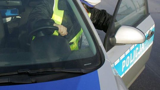 Wypadek na al. Solidarności. Toyota zderzyła się z mercedesem