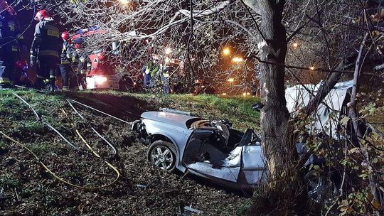 Wypadek na al. Solidarności w Lublinie. Ranna młoda kobieta [ZDJĘCIA]
