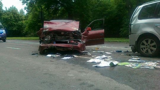 Wypadek na al. Warszawskiej w Lublinie. Kierowca opla nie żyje