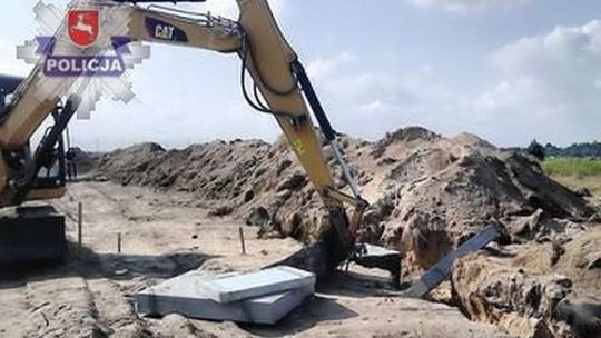 Wypadek na budowie. Nie żyje 22-latek przygnieciony betonową płytą