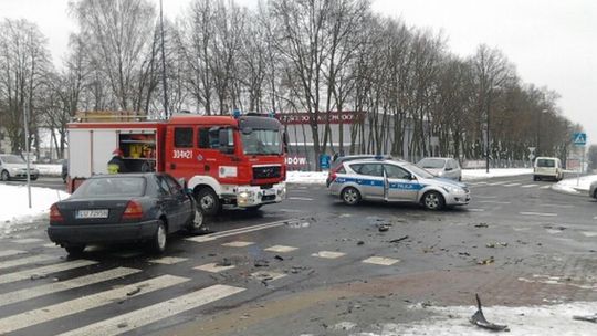Wypadek na Bursakach. Dwie osoby ranne