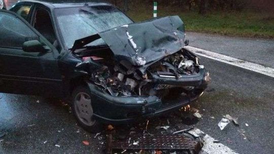 Wypadek na DK 63. Dwie osoby w szpitalu (zdjęcia) 